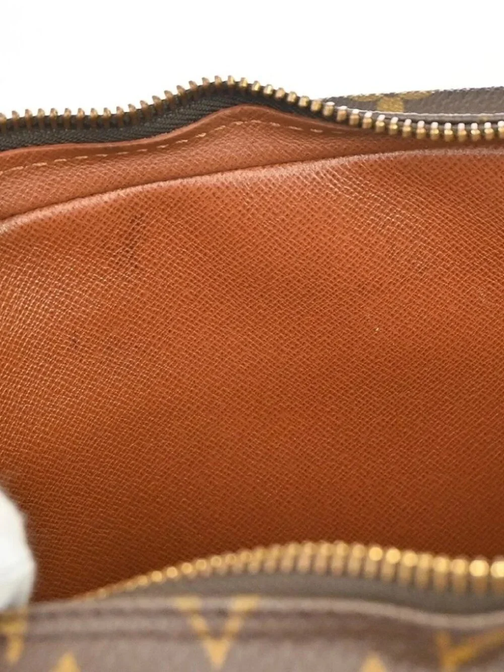 LOUIS VUITTON MARLY DRAGONNE GM CLUCTH BAG